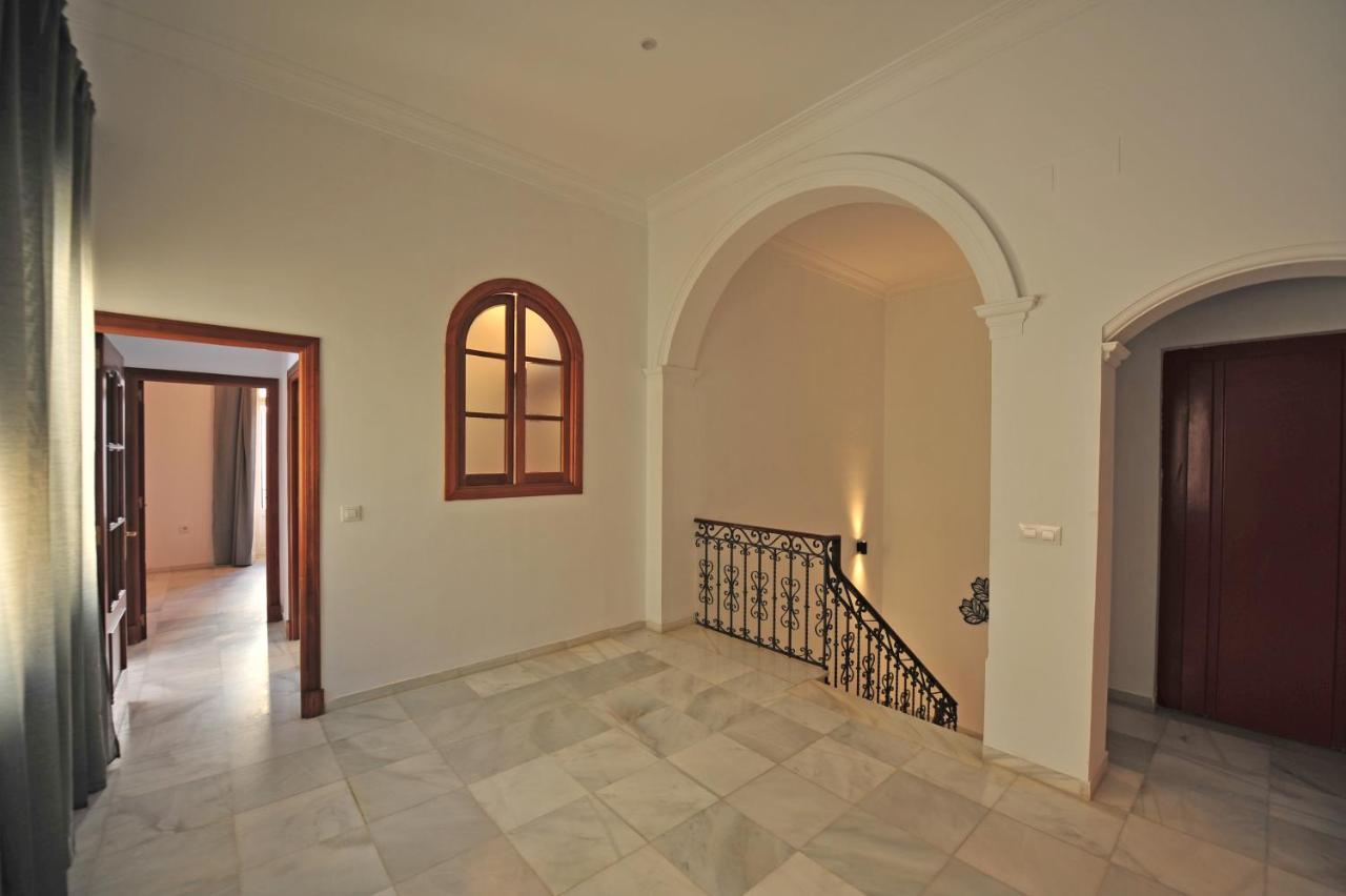 Palacio Centro Terraza 8 Dormitorios Jerez de la Frontera Bagian luar foto